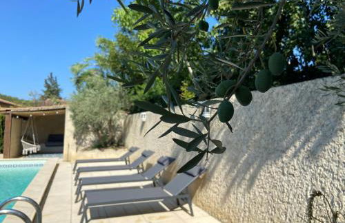 La maison en couleurs 3 étoiles, du calme à 10 minutes d'Avignon - Foto 7