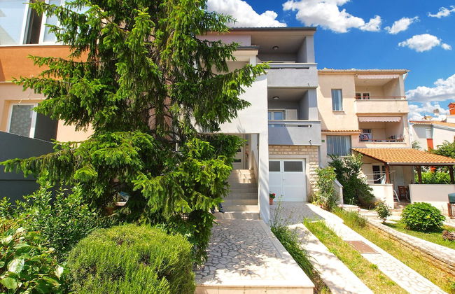 Apartment 1366 - Photo 49