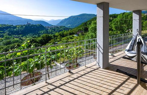 Cozy Home In Lamon With Wifi - Foto 3