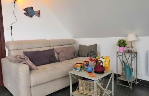 Roulotte Gîtes O bien-être massage Spa Séjour bien-être en hébergement insolite roulotte Karantez ou en gîtes Melon ou Yock à 800 m des plages - Foto 13