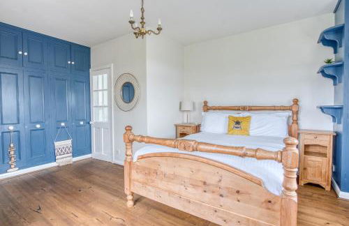 Beautiful Country House with Forest View & Garden - Foto 11