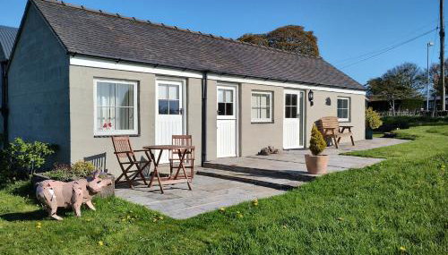 The Pigsty - Photo 1