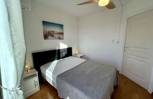 FS280-472 Appt 2 pièces 4 personnes FREJUS - Foto 9