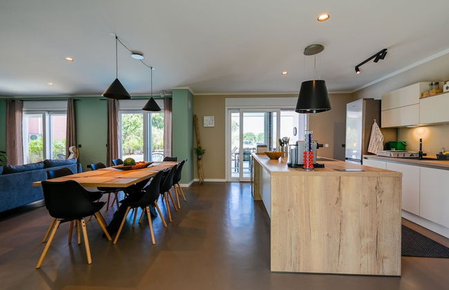 Matohanci Dazzling Villa With Pool - Foto 21