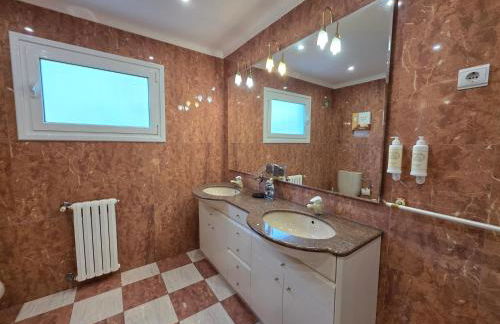 CASTRUM HOUSES - Nature Moledo - Jacuzzi - Sauna - Banho Turc - Bilhar - Matraquilhos - Foto 50