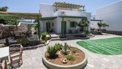 Votana Studios - Photo 4, Garden