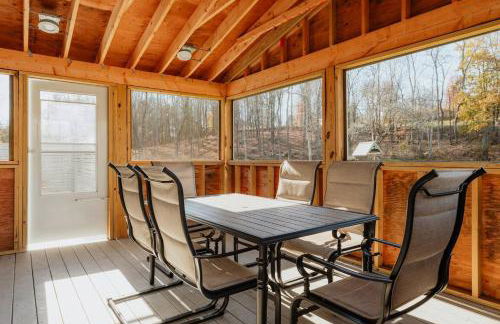 Swan Pond Cabin Hot Tub & Firepit Retreat - Foto 16