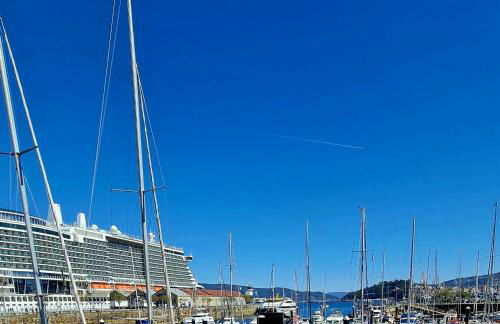 Barco-Apartamento en el Náutico de Vigo - Foto 49