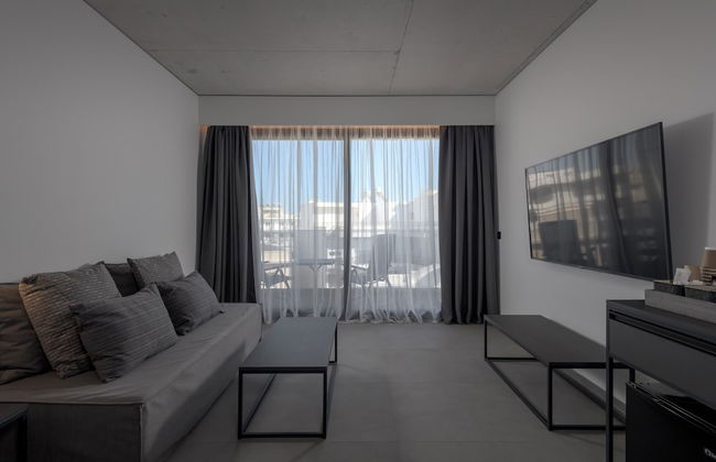 Essence Suites - Photo 3