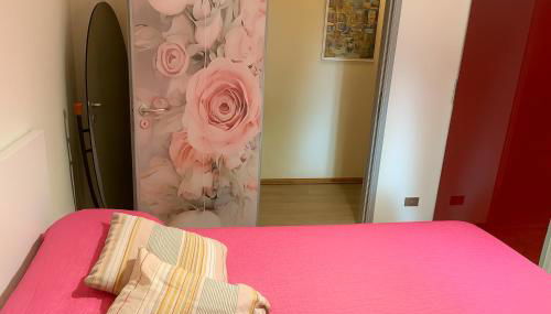 Yes I Know My Room - Claudia e Lory - Foto 5, wardrobe