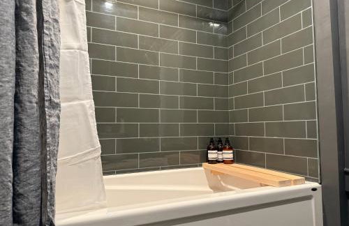 Lakefront Farmhouse for Family Gatherings - Foto 22