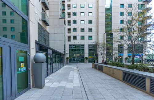 Chic, Contemporary 3BR Flat in Prime Canary Wharf - Foto 33
