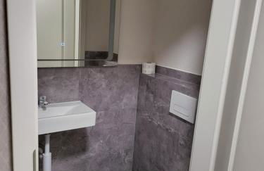 Top ausgestattetes drei Zimmer Apartment mit großer Sonnenterrasse - Foto 4