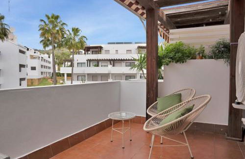 Elegance and luxury with a pool in Miraflores Golf - CASA GOLF RIVIERA PARK 3 2 E - Photo 35