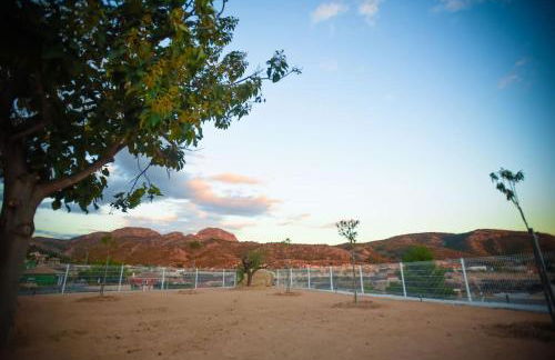 La casica de madera con Jacuzzi exterior y barbacoa - Foto 18