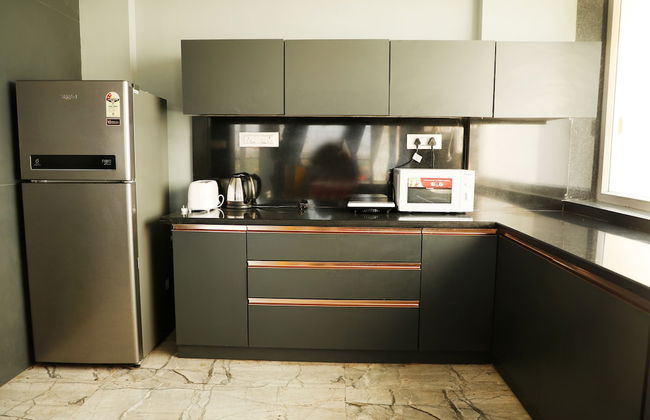 Sports Bar Villa by Shiloh Stays - Photo 19