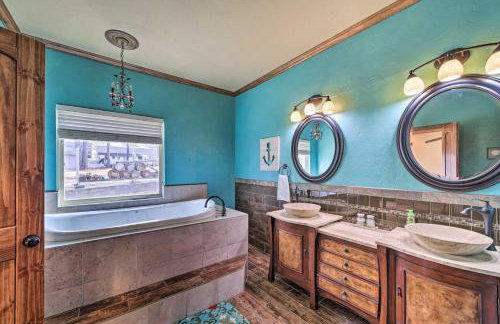 Lakeside Haven with Sandy Beach, Sleeps 12, 3 Bath - Foto 23