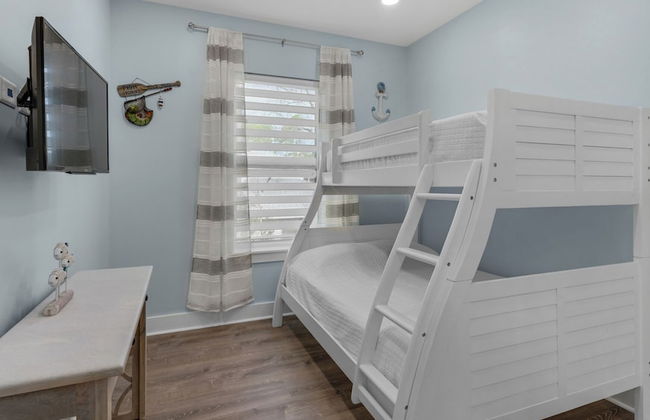 3BR Home /beach Access/spacious Deck/zoo Across - Foto 7