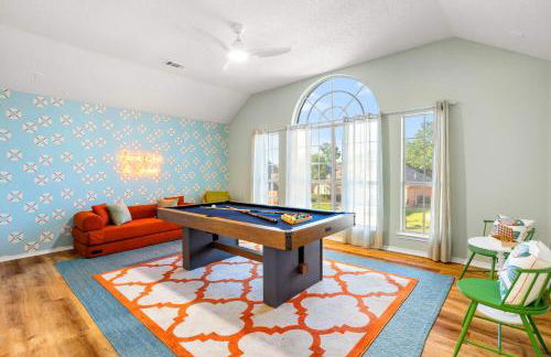 Resort Style Backyard Pool Pickleball Court - Foto 55