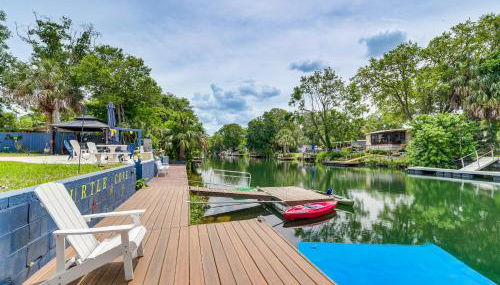 Waterfront Weeki Wachee Home with Fire Pit! - Foto 3