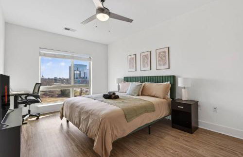 Queen City Breeze - Parking, Pool, Walkable - Foto 23