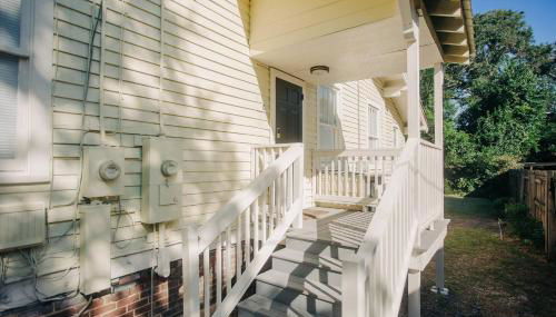 Elegant Masters-Inspired Getaway | Prime Location - Foto 3