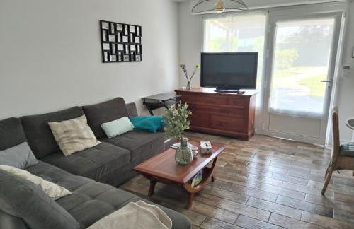 Maison avec grand jardin arboré - Photo 26