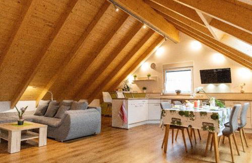 Ferienwohnung Schäffer mit Klimaanlage und Freisitz im Garten - Foto 7