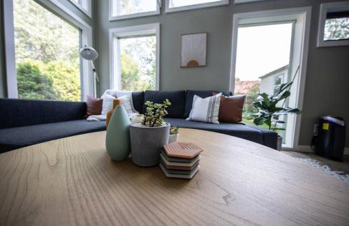 Unwind at this Modern Bethel Village Escape - Foto 19