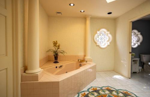 Poolside Splendor! Spacious De Anza Golf Club Home - Foto 13