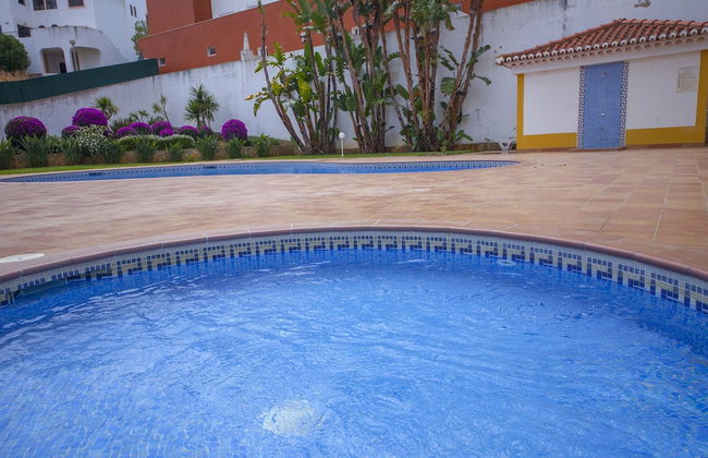 B41 - Windmill Modern with Pool - Foto 20