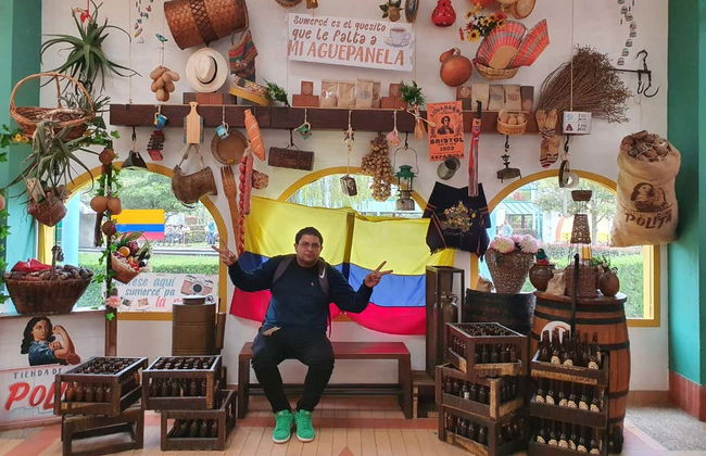 Jaime Duque Park Trip - Photo 6