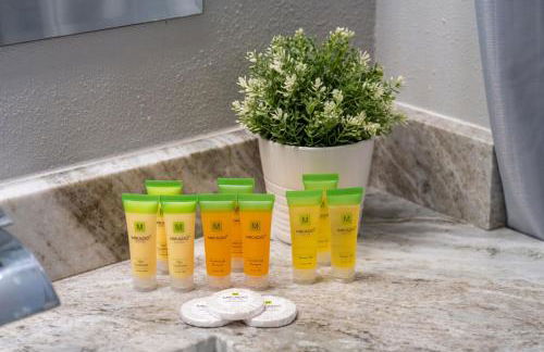 Pool Hot Tub Massage Chair Free EV Charger 5 Mins to Beaches! - Foto 44