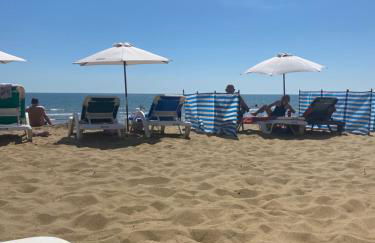 The Loft and The Den Apartments - Photo 28