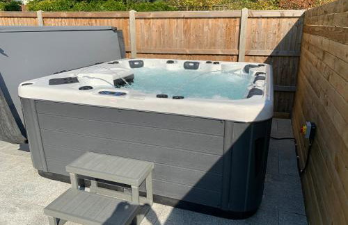 Luxurious oasis relax 32c pool, jacuzzi games bar - Foto 19