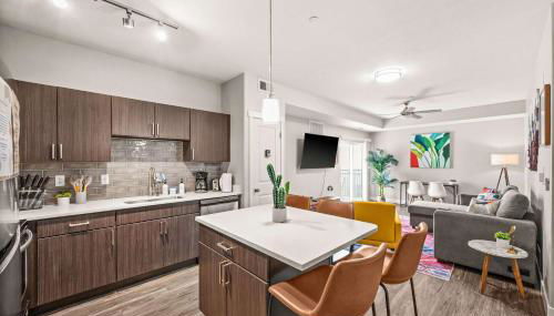 2BR Downtown SLC Hot Tub Free Parking - Foto 4