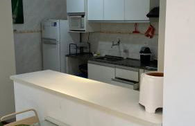 Apartamento com varanda Gourmet na praia da enseada - Foto 32