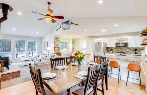 3 Mi to Old Mill District Family Retreat with Yard - Foto 8