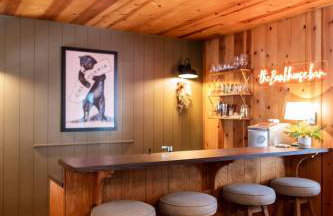 BunkHouse 1960's Camp Vibe with Timeless Wet Bar - Foto 53