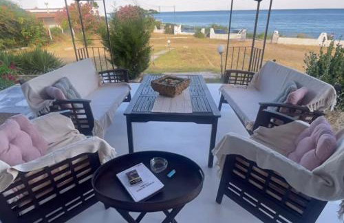 SAINT IOANNIS APARTMENTS ON THE BEACH - Photo 2