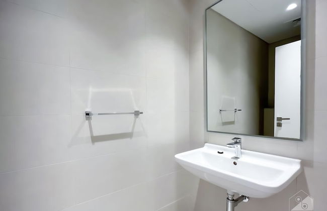 Stunning Beach View Apt. with Balcony Jumeirah La Mer - Photo 28