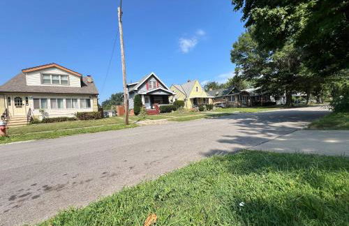 Super close to Cleveland Clinic Fairview Colibri - Foto 20