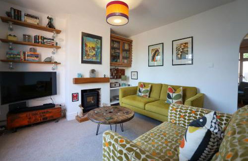 Vibrant 2 Bed, 2 Bath Home, Just Minutes to Town! - Foto 6