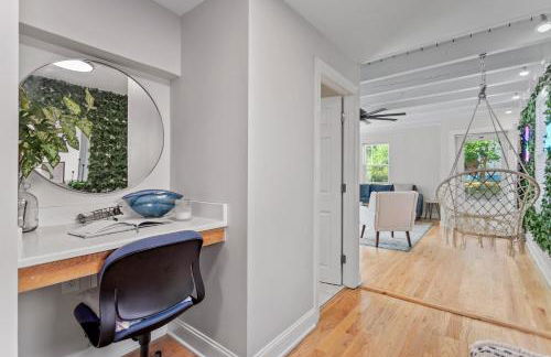 GATHERING HOUSE IN HISTORIC OAKWOOD - Foto 17