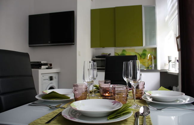 GoVienna Small Modern Apartment - Foto 18