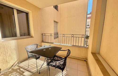 Le Vieux Port Apartments - Photo 2