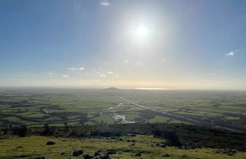 Modern and cosy 4 bedroom home in the Mendip Hills, North Somerset - Foto 1