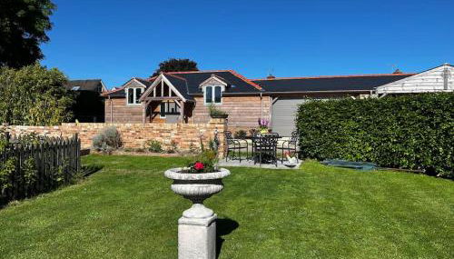 Byre - Farm Cottage on 9 acre Equestrian Small Holding - Foto 2, Garden view