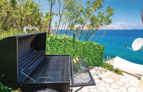 Lovely Home In Josinovac With Wifi - Photo 20