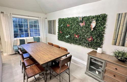 Rainforest Villa 4 Bedroom PoolSpa Walk2Disneyland - Foto 5